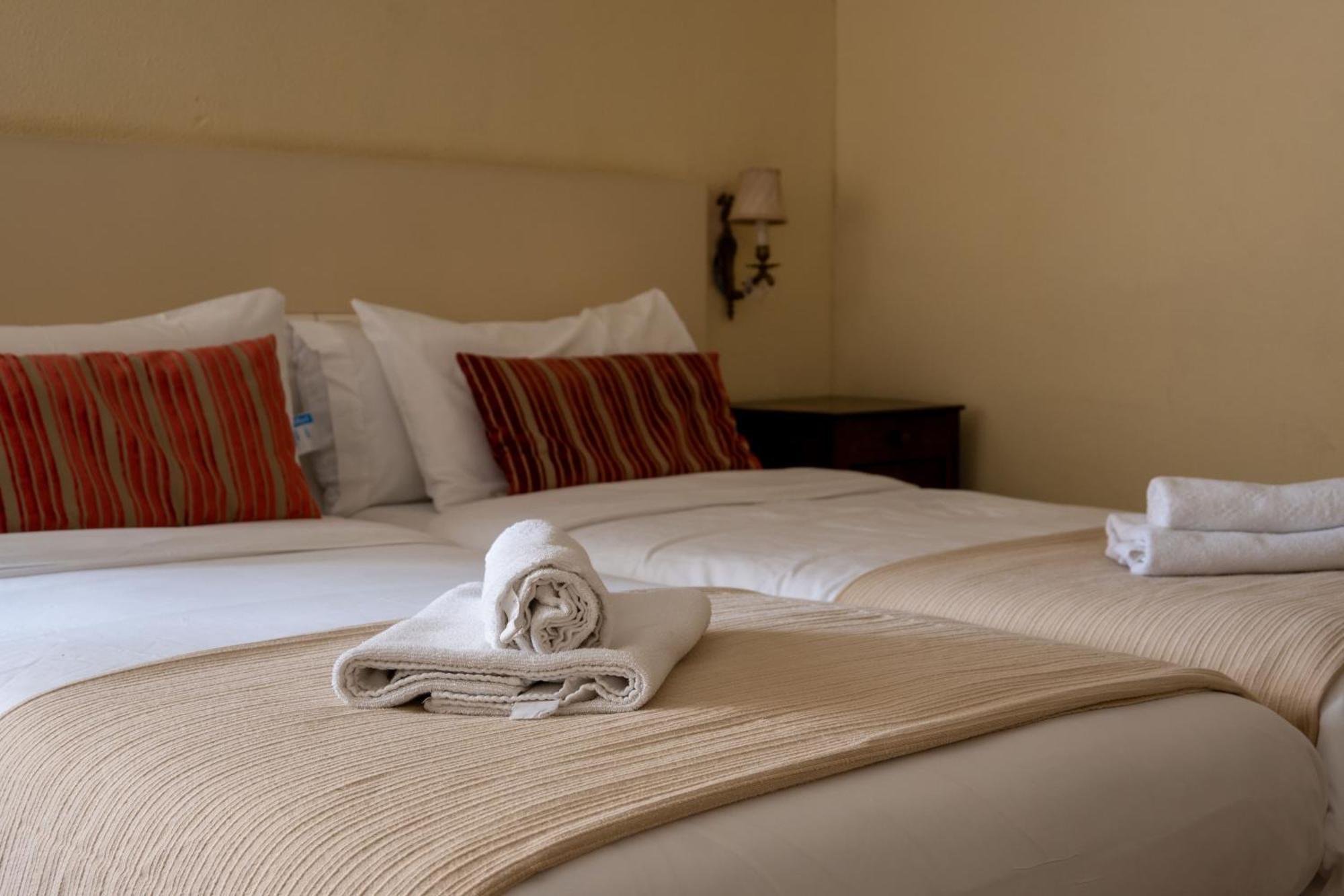 Bed and Breakfast Flora Баньолес Экстерьер фото