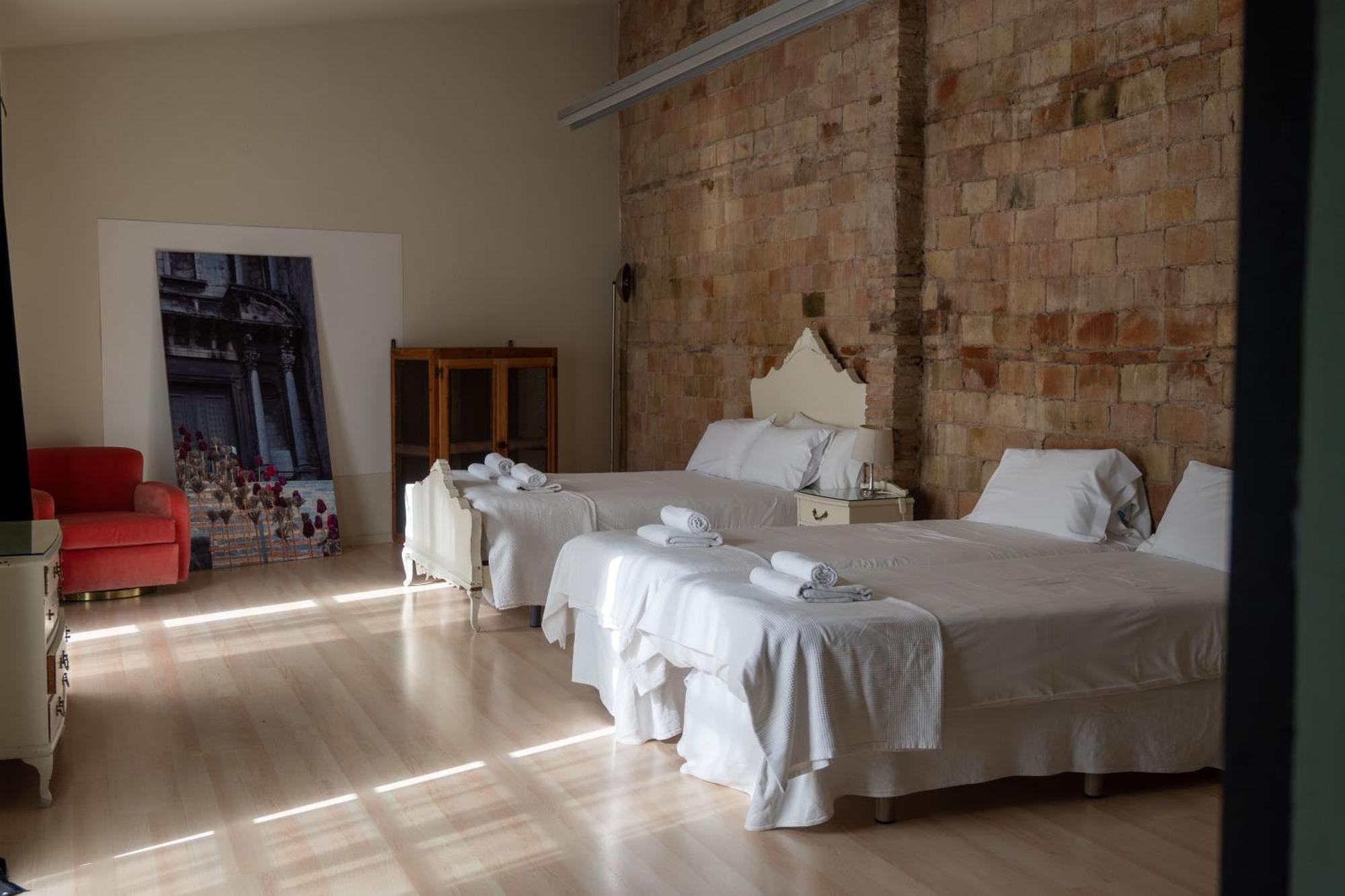 Bed and Breakfast Flora Баньолес Экстерьер фото
